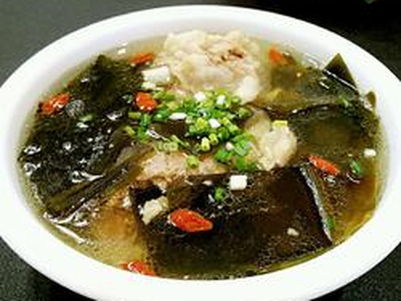 筒子骨海带汤