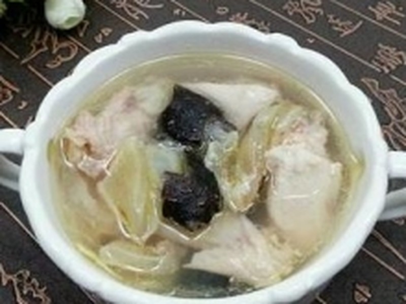 鱼胶炖海参