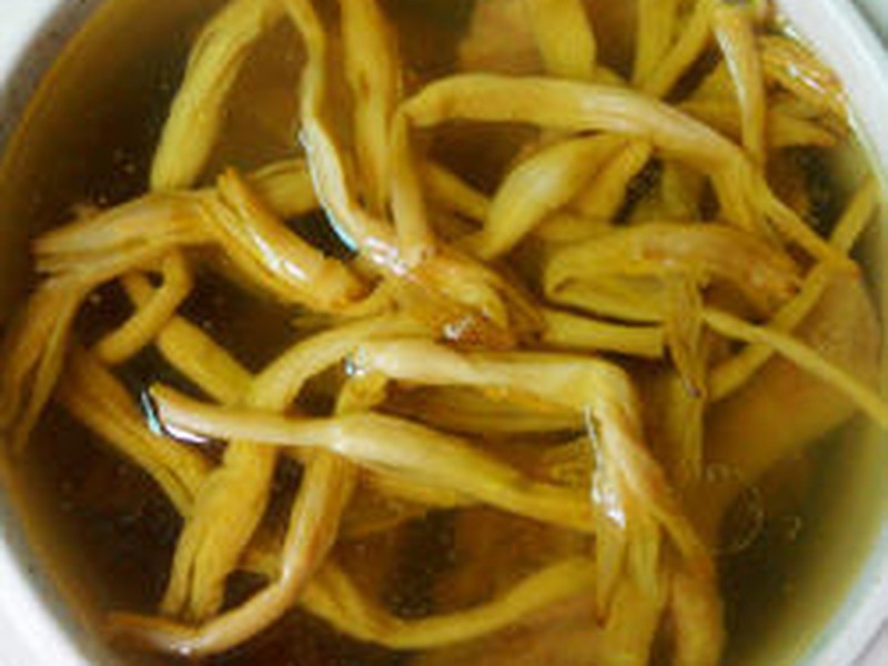 黄花菜炖菜鸭