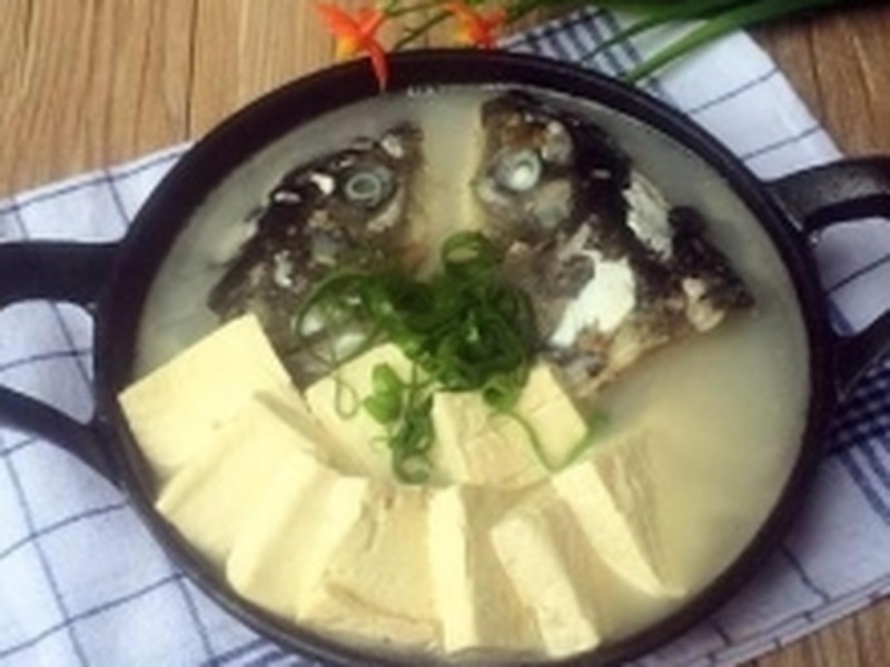 鱼头豆腐汤