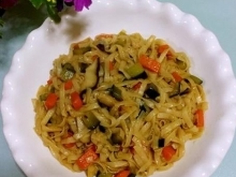 香菇蚝油拌面