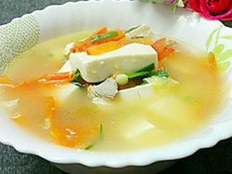 白豆腐番茄汤