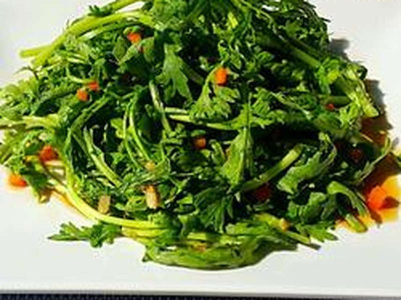 凉拌茼蒿