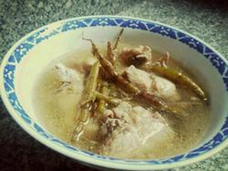 石斛鸡汤