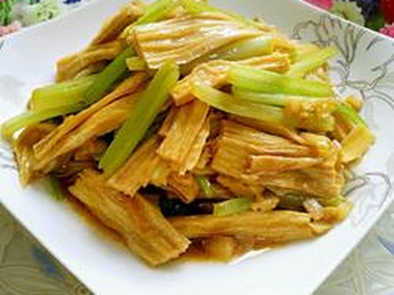 香芹炒腐竹