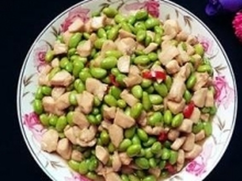 毛豆炒鸡丁