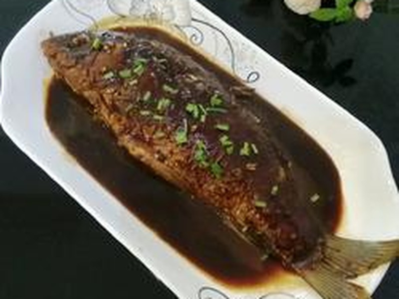 红烧鲤鱼
