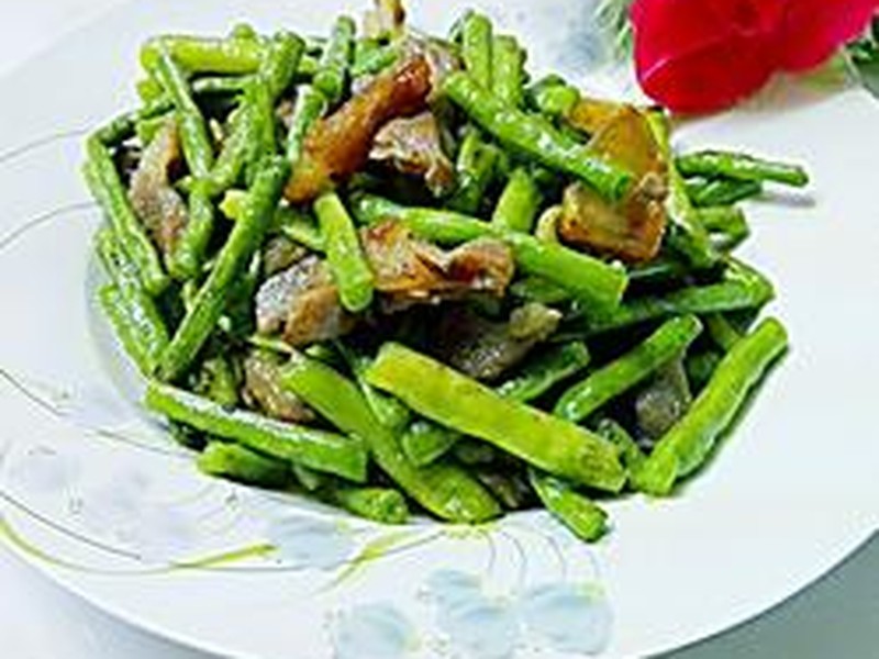 豆角炒猪肉