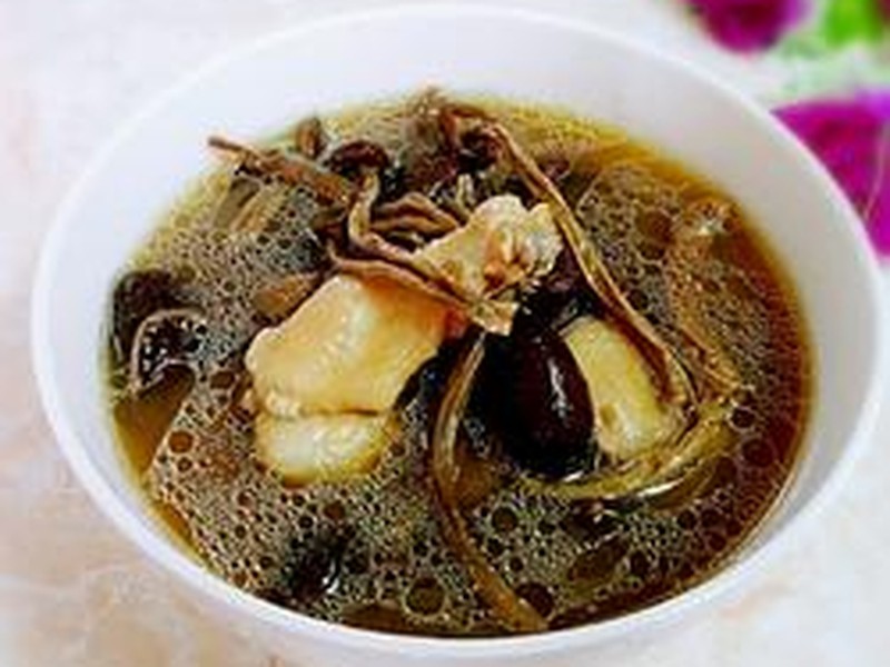 养胃阹湿鸡汤