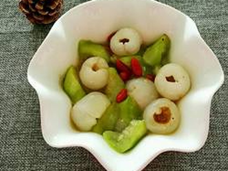 丝瓜炒荔枝