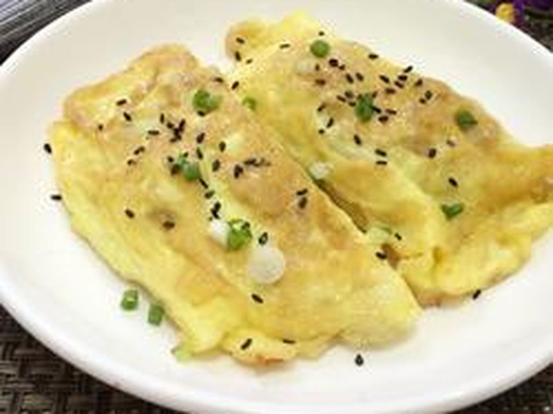 绿豆芽包蛋