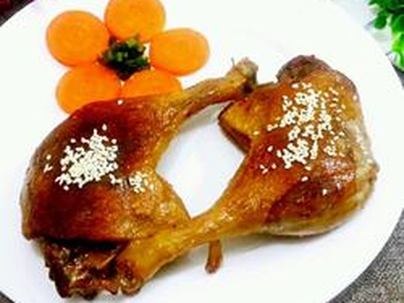 香酥鸭腿