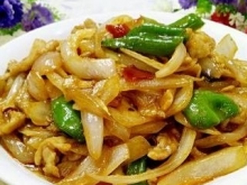 洋葱炒肉片
