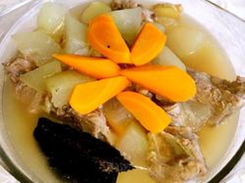 灵芝冬瓜炖排骨