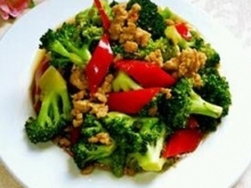 彩椒肉沫炒西兰花