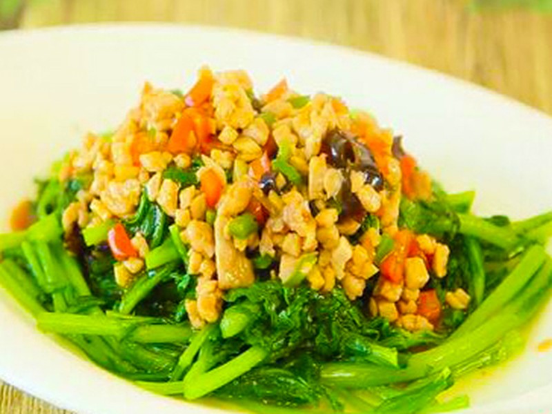 肉末茼蒿