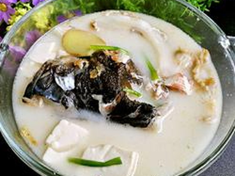 鱼头豆腐汤