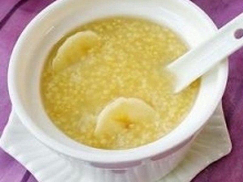 香蕉小米粥
