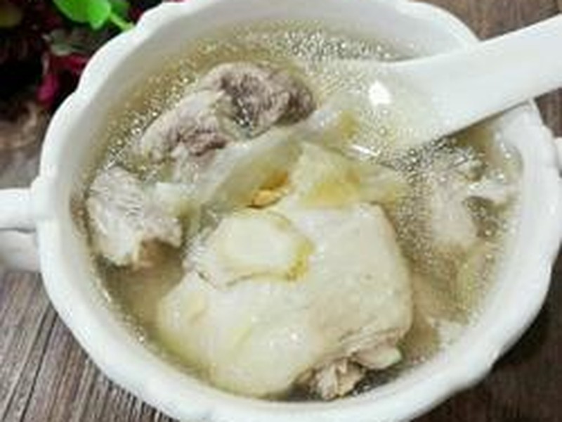 鱼胶炖鸡汤