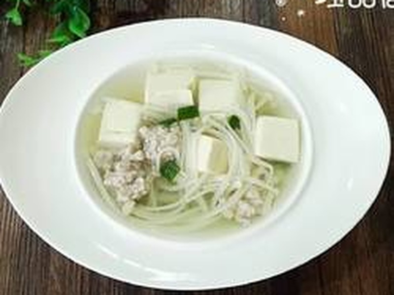 豆腐金针菇汤