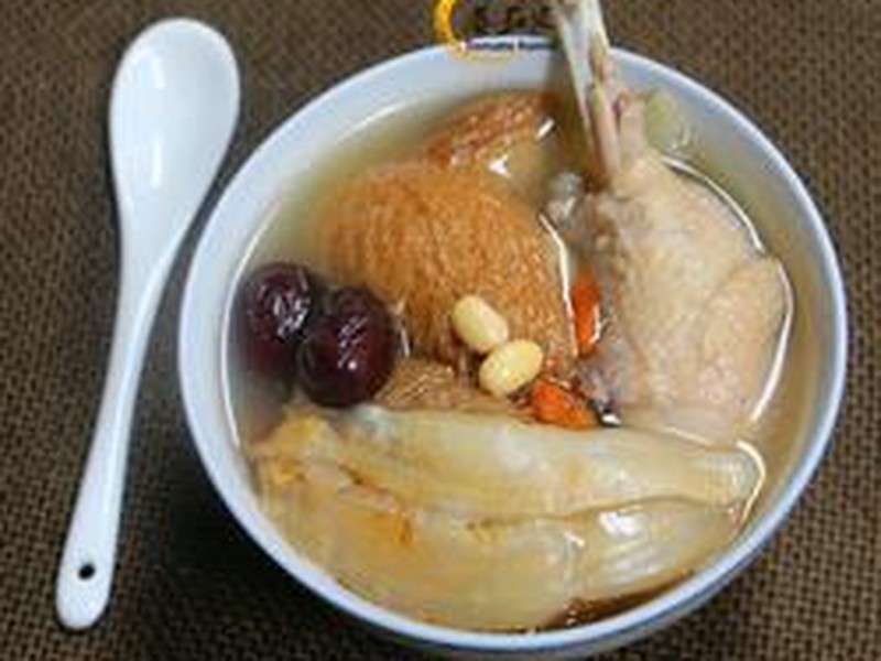 猴头菇花胶鸡汤